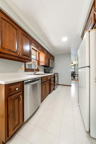 1616 GUNS STREET, Green Bay, WI 54311