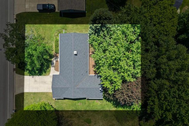1616 GUNS STREET, Green Bay, WI 54311
