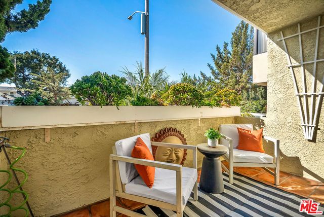 1339 26th Street 1, Santa Monica, CA 90404