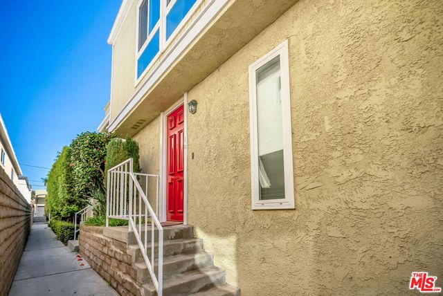 1339 26th Street 1, Santa Monica, CA 90404