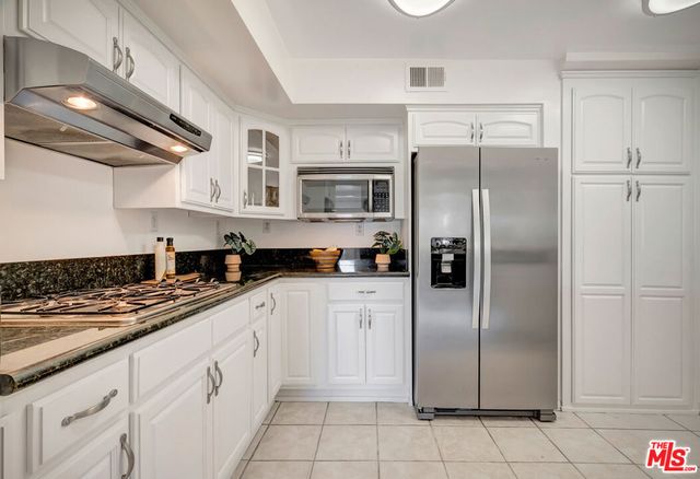 1339 26th Street 1, Santa Monica, CA 90404