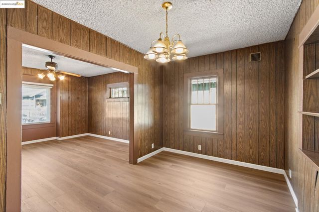 1718 88Th Ave, Oakland, CA 94621