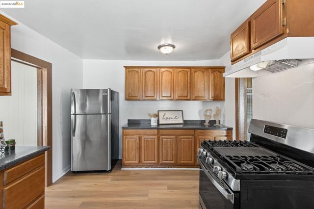 1718 88Th Ave, Oakland, CA 94621