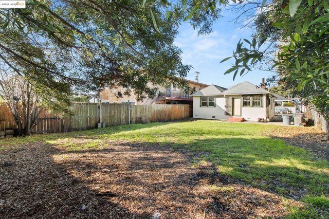 1718 88Th Ave, Oakland, CA 94621