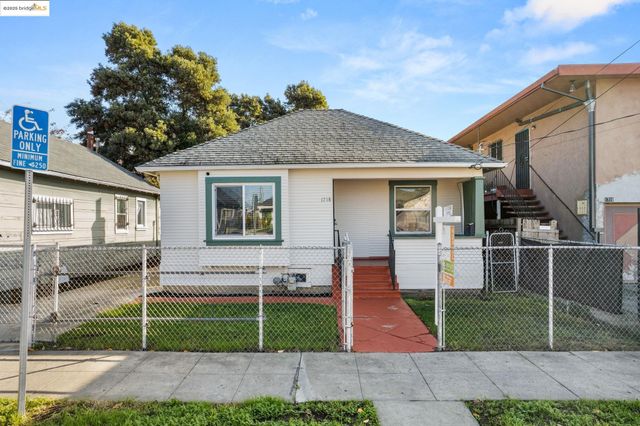1718 88Th Ave, Oakland, CA 94621