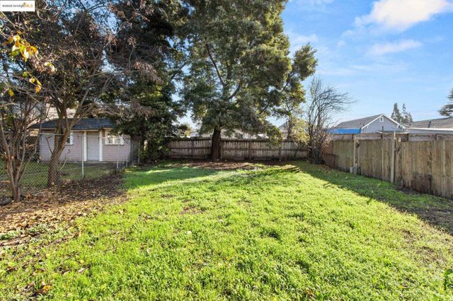 1718 88Th Ave, Oakland, CA 94621