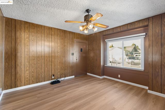 1718 88Th Ave, Oakland, CA 94621