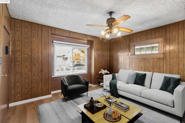 1718 88Th Ave, Oakland, CA 94621