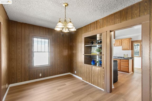 1718 88Th Ave, Oakland, CA 94621