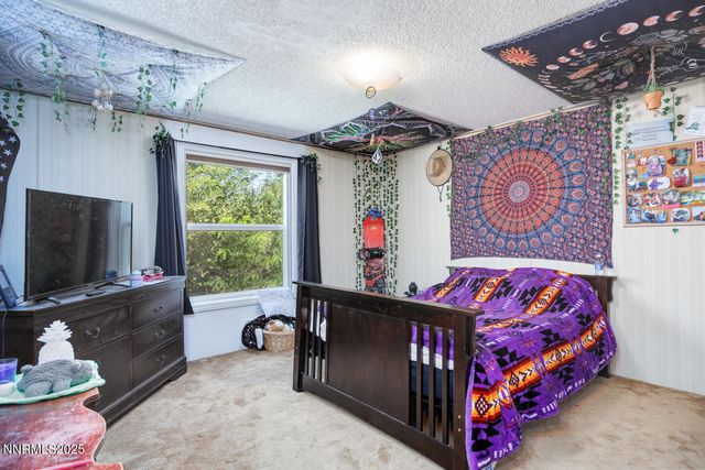 1095 7th Street, Silver Springs, NV 89429