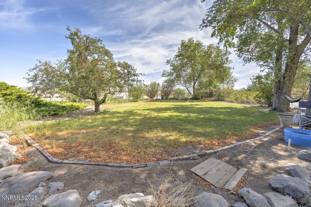 1095 7th Street, Silver Springs, NV 89429