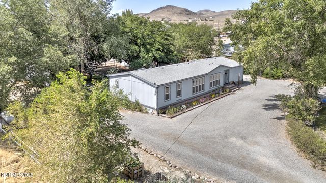 1095 7th Street, Silver Springs, NV 89429