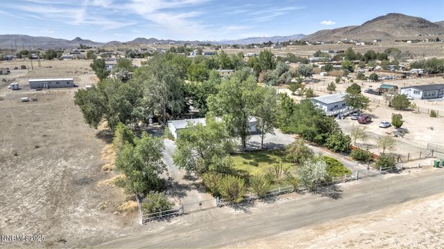 1095 7th Street, Silver Springs, NV 89429