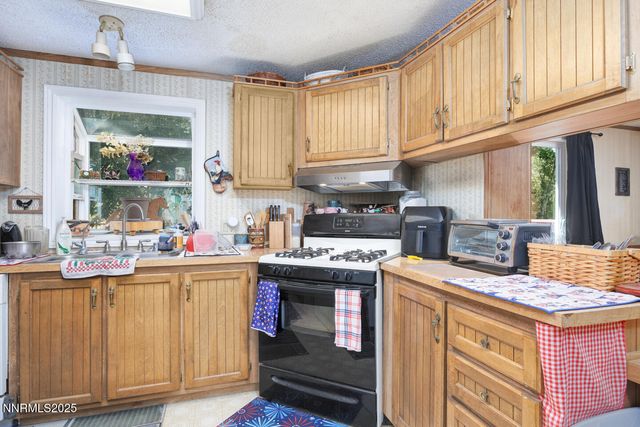 1095 7th Street, Silver Springs, NV 89429