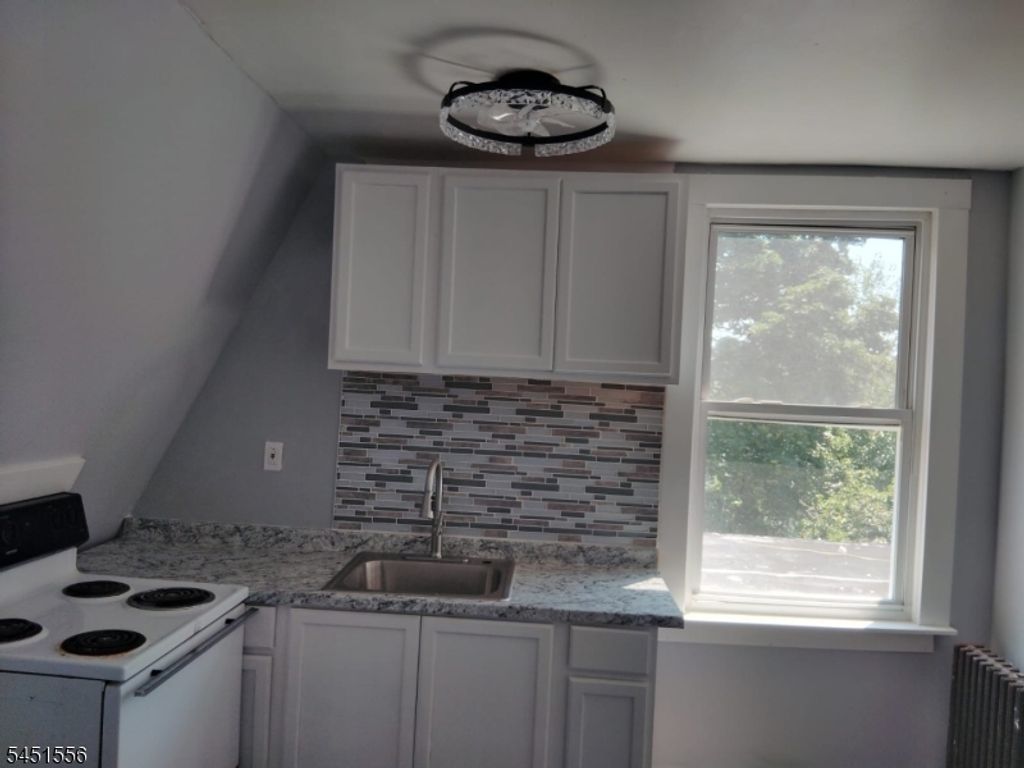 134 Florence Ave, Irvington Twp., NJ 07111