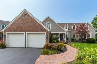 6484 Moors Place W, Dublin, OH 43017