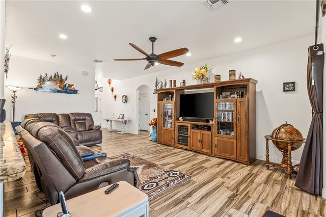 6039 S Bella Vista Drive, Fort Mohave, AZ 86426