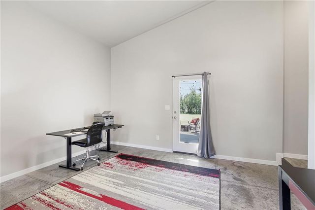 15 NE Johnson Street, Lee's Summit, MO 64063