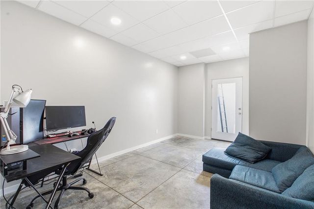 15 NE Johnson Street, Lee's Summit, MO 64063