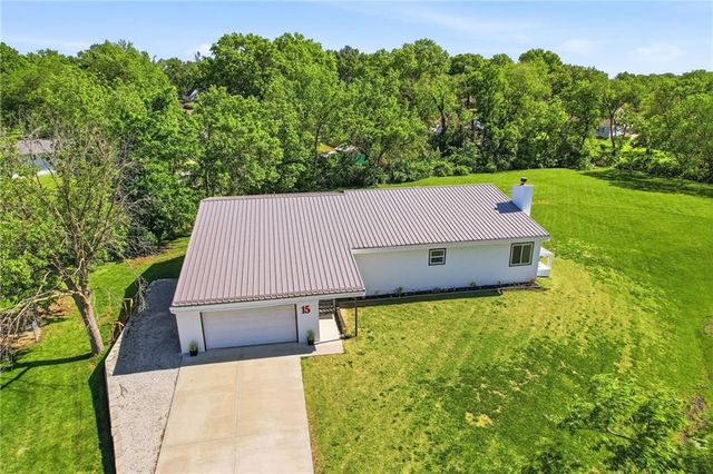 15 NE Johnson Street, Lee's Summit, MO 64063