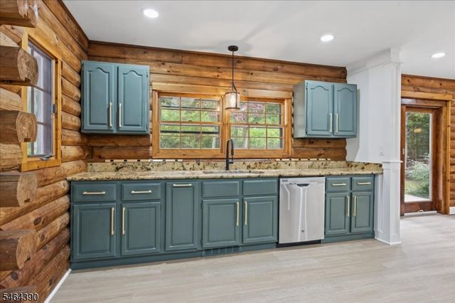 1058 Hoffman Rd, Bridgewater Twp., NJ 08807