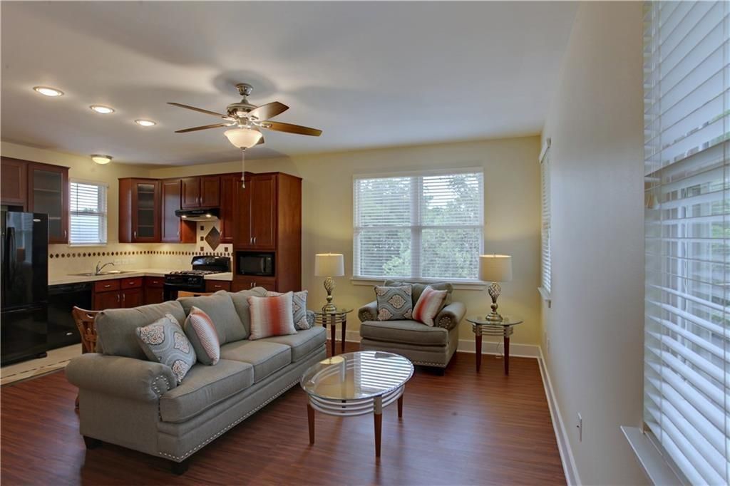 905 Brentwood ST B, Austin, TX 78757