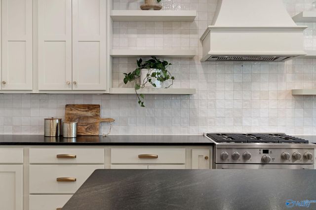 104 Bishop Bend Drive, Huntsville, AL 35806