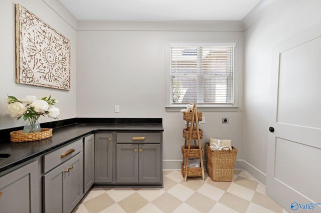 104 Bishop Bend Drive, Huntsville, AL 35806