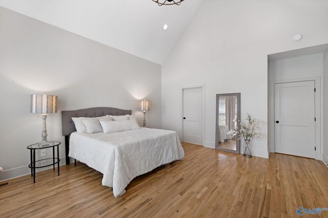 104 Bishop Bend Drive, Huntsville, AL 35806