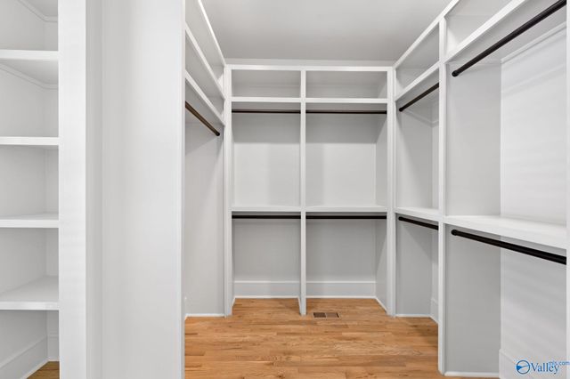 104 Bishop Bend Drive, Huntsville, AL 35806