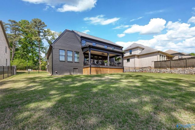 104 Bishop Bend Drive, Huntsville, AL 35806