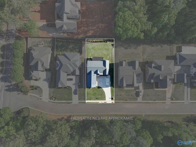 104 Bishop Bend Drive, Huntsville, AL 35806