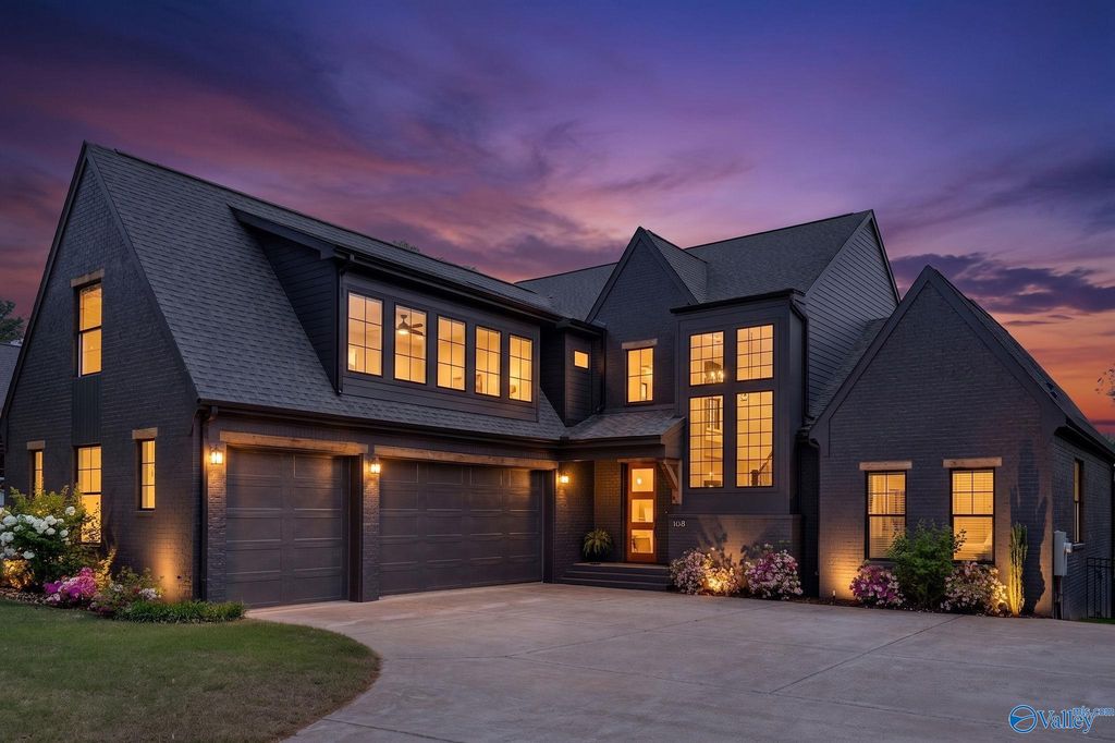 104 Bishop Bend Drive, Huntsville, AL 35806