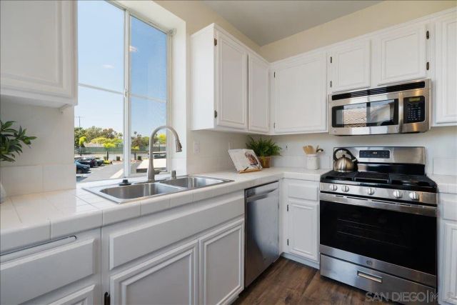 11424 Via Rancho San Diego 96, El Cajon, CA 92019