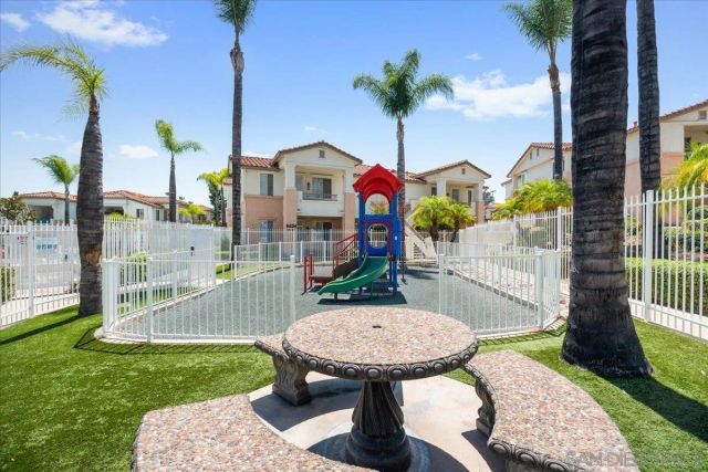 11424 Via Rancho San Diego 96, El Cajon, CA 92019