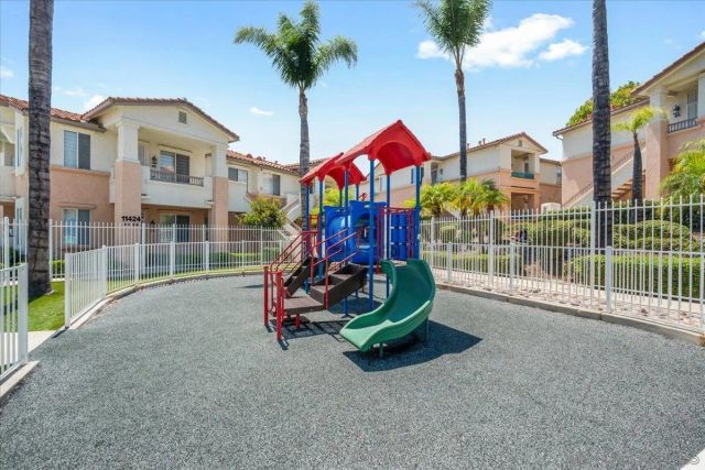 11424 Via Rancho San Diego 96, El Cajon, CA 92019