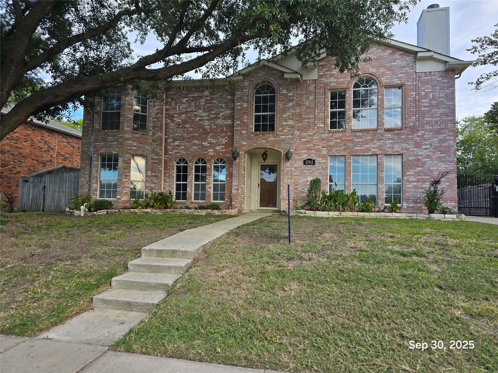 1702 Lincoln Drive, Wylie, TX 75098