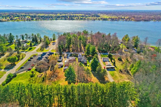 7936 E Cedar Lake Drive, Oscoda Twp, MI 48738