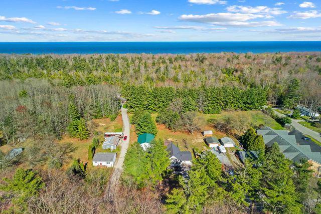 7936 E Cedar Lake Drive, Oscoda Twp, MI 48738