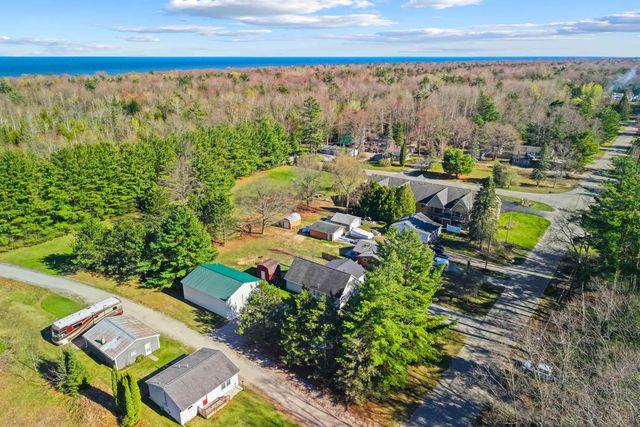 7936 E Cedar Lake Drive, Oscoda Twp, MI 48738