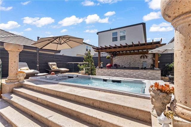 4901 Sweetwater Avenue, Mcallen, TX 78503