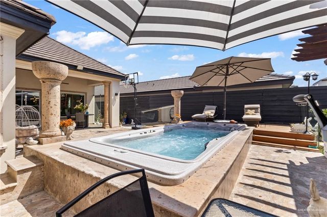 4901 Sweetwater Avenue, Mcallen, TX 78503