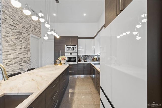 4901 Sweetwater Avenue, Mcallen, TX 78503