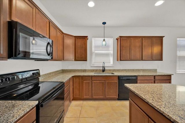 8755 RINDGE ROAD, Polk City, FL 33868