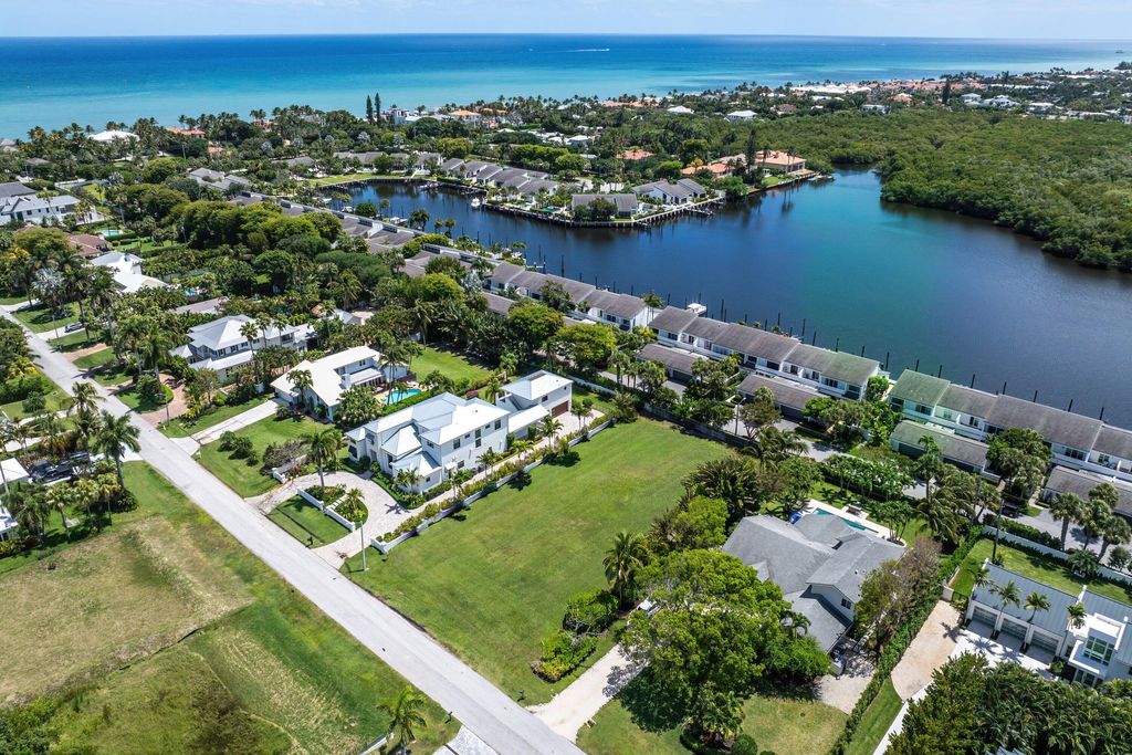 21 Hudson Avenue, Ocean Ridge, FL 33435