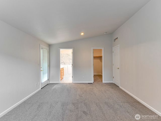 6012 91st Street Ct E, Puyallup, WA 98371