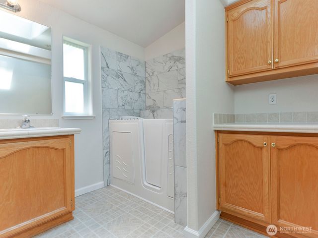 6012 91st Street Ct E, Puyallup, WA 98371