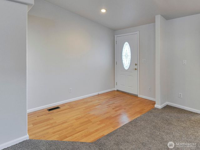 6012 91st Street Ct E, Puyallup, WA 98371