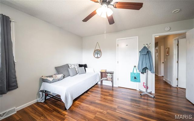 1500 Independence Road, Rolla, MO 65401