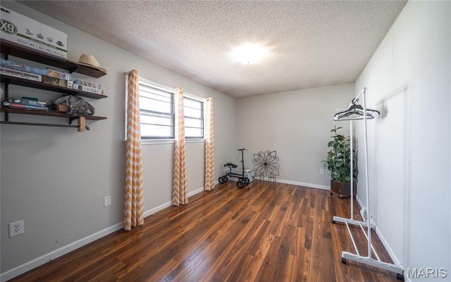 1500 Independence Road, Rolla, MO 65401